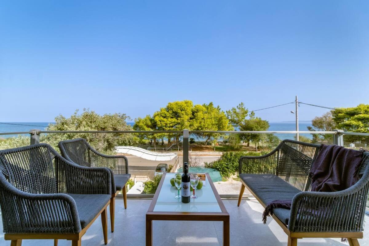 Villa On The Sea Agia Marina  Exterior foto